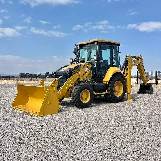 Retroexcavadora Caterpillar 420